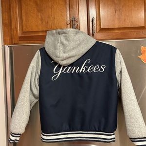 EUC Boys Reversible NY YANKEE Jacket Medium